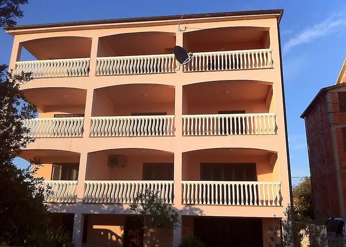 Apartments Bernarda 1